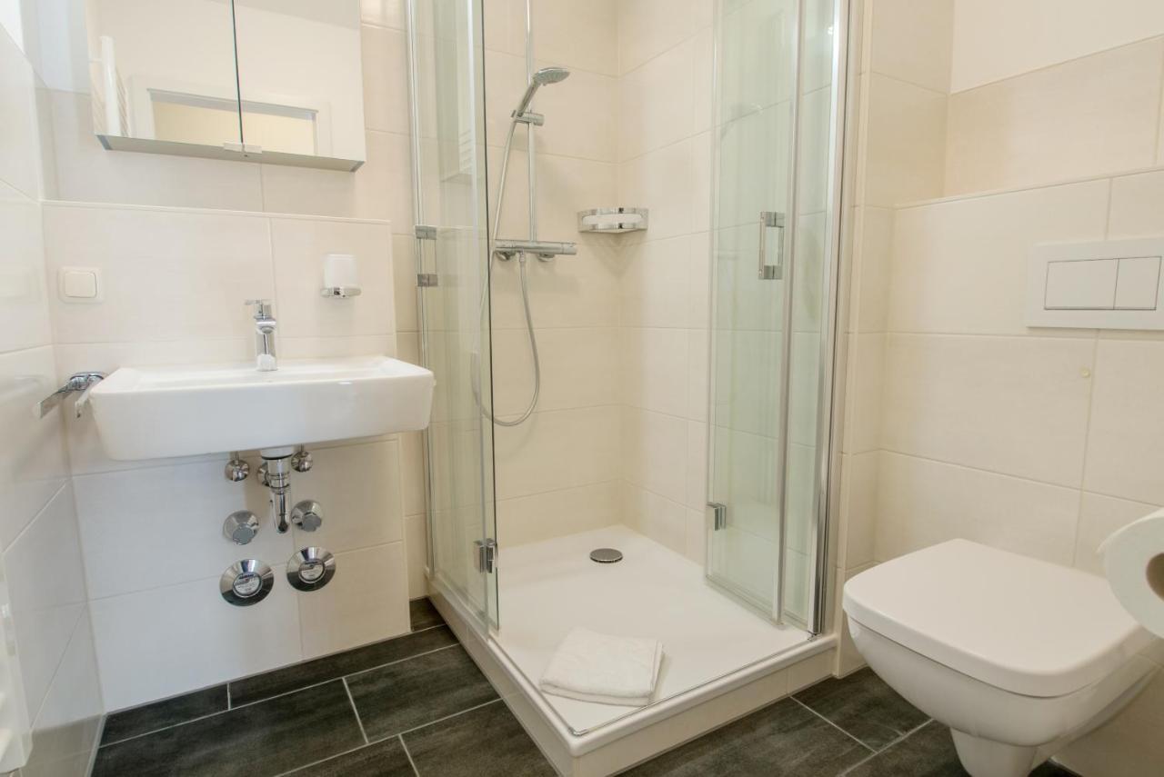 Residenz Am Strand Wohnung 2-33 Цингст Екстериор снимка